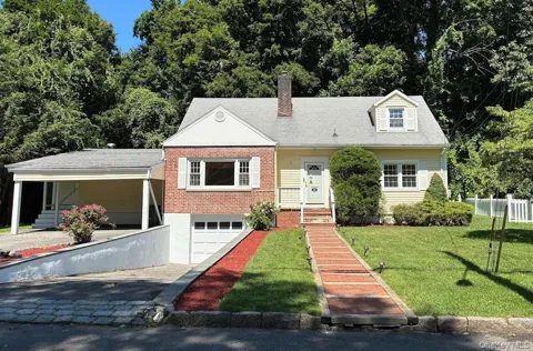 32 Dogwood Drive