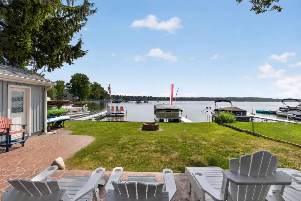 2733 Round Lake Highway Manitou Beach, MI 49253