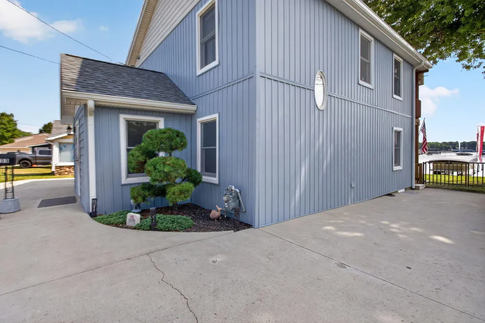 2733 Round Lake Highway Manitou Beach, MI 49253