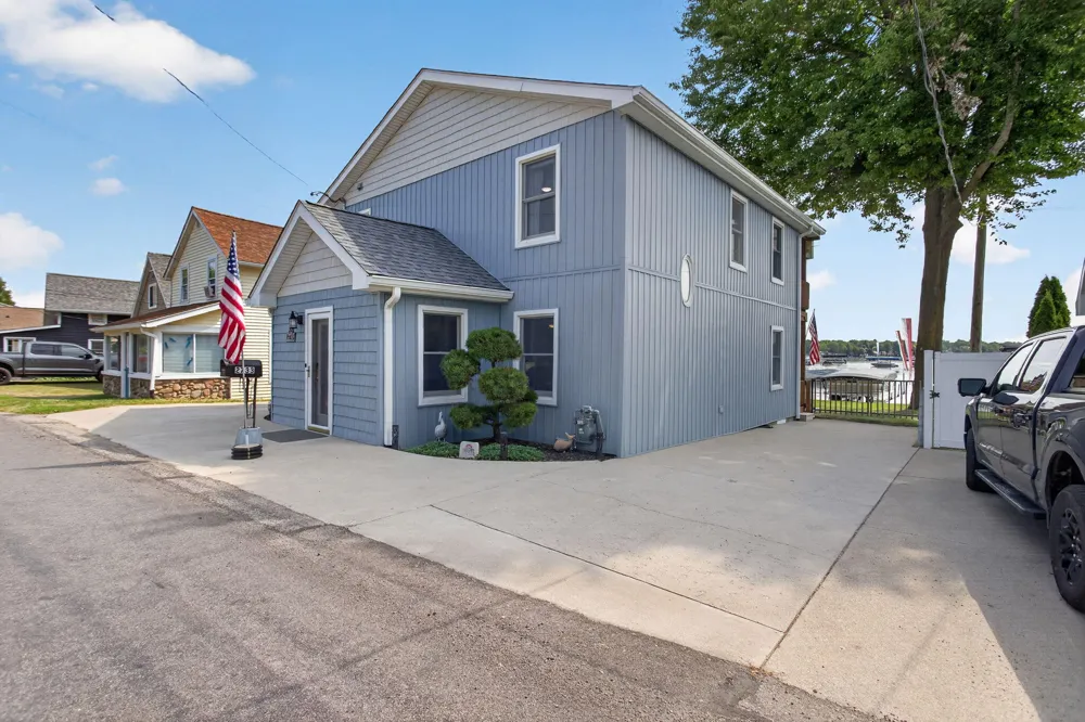 2733 Round Lake Highway Manitou Beach, MI 49253
