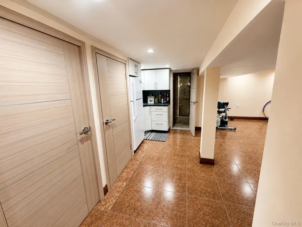 526 Beach 132nd Street Belle Harbor, NY 11694
