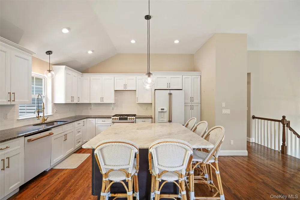 71 Hitchcock Hill Road Mahopac, NY 10541