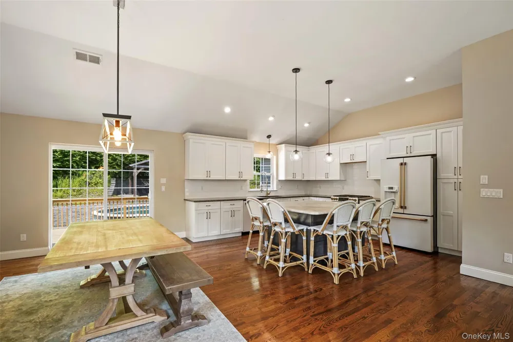 71 Hitchcock Hill Road Mahopac, NY 10541