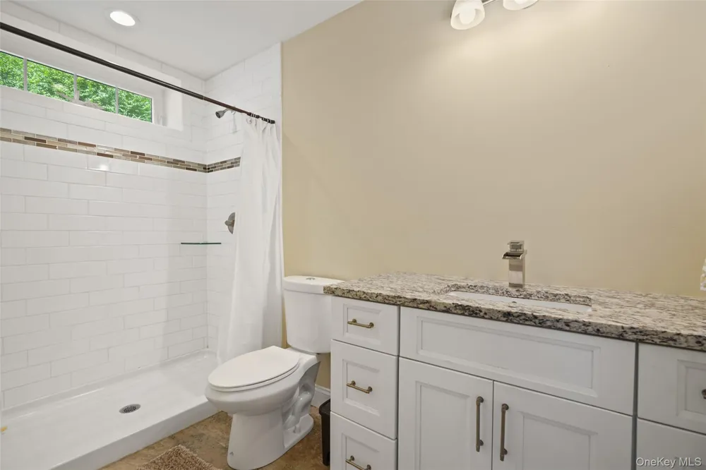 71 Hitchcock Hill Road Mahopac, NY 10541