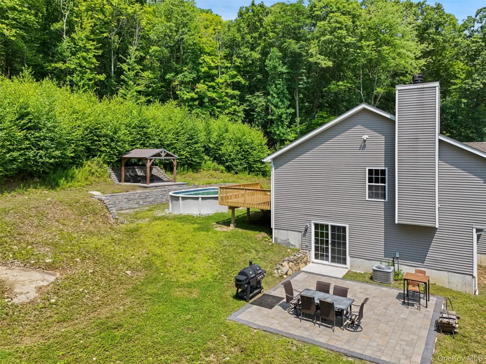 71 Hitchcock Hill Road Mahopac, NY 10541