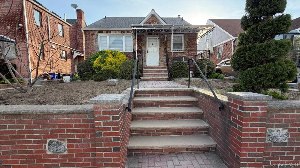 50-27 192nd Street Fresh Meadows, NY 11365