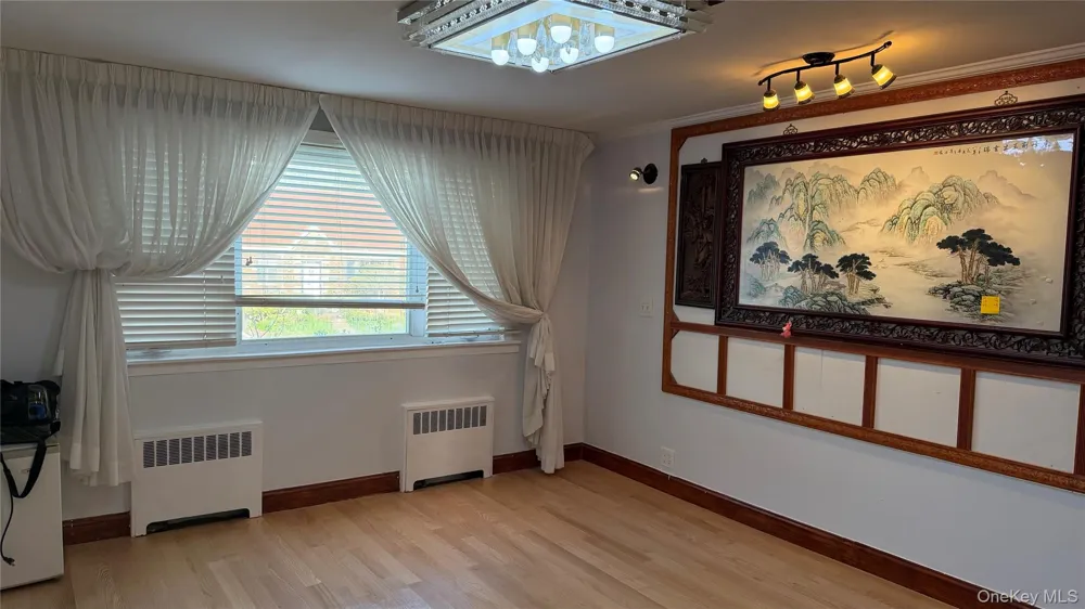 50-27 192nd Street Fresh Meadows, NY 11365
