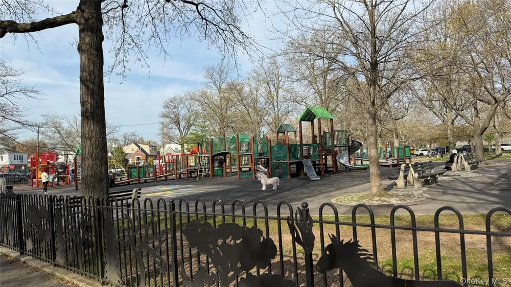 50-27 192nd Street Fresh Meadows, NY 11365