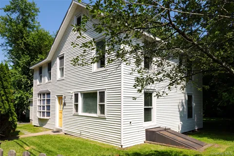 420 Rhinecliff Road