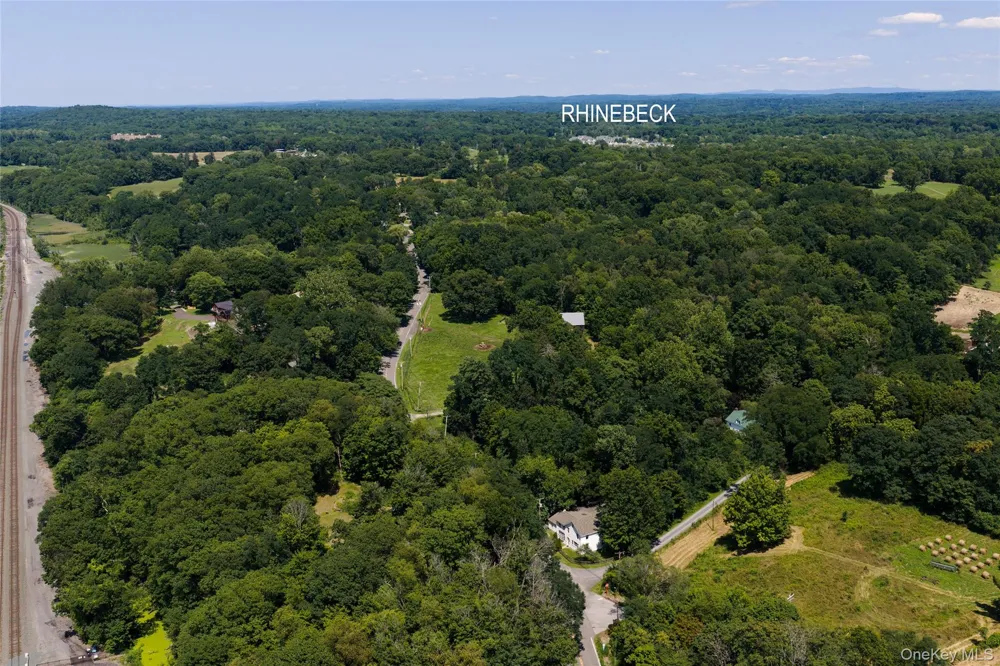 420 Rhinecliff Road Rhinebeck, NY 12572