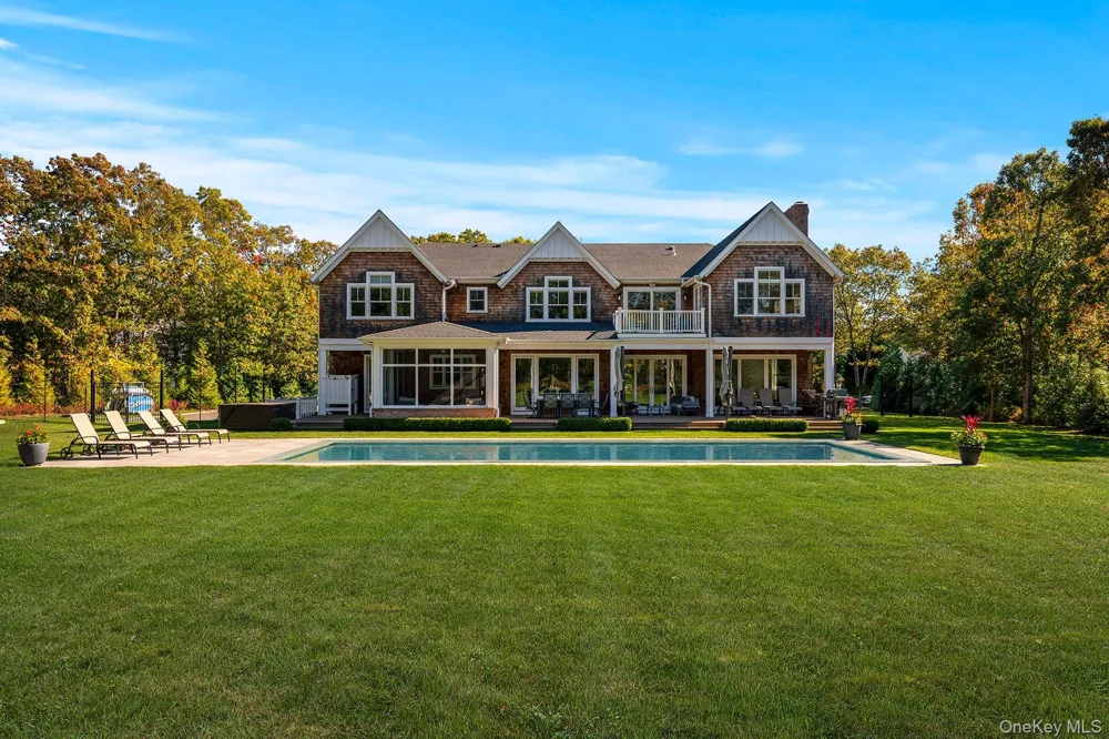 41 Arbutus Road Quogue, NY 11959