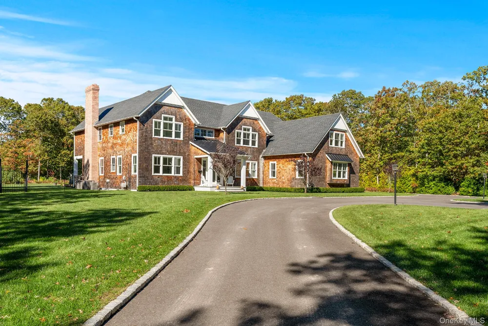 41 Arbutus Road Quogue, NY 11959