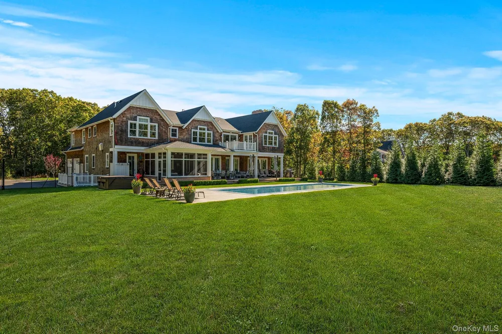41 Arbutus Road Quogue, NY 11959