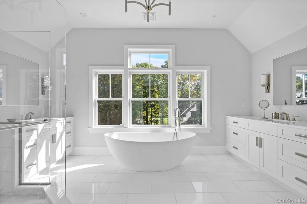 41 Arbutus Road Quogue, NY 11959