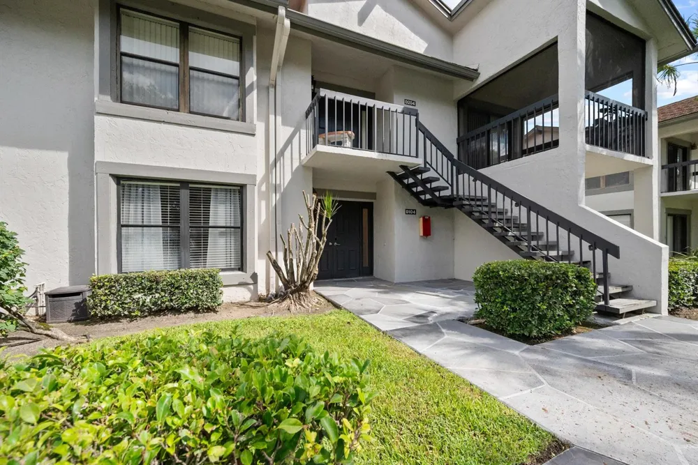 11355 POND VIEW DRIVE #D104 Wellington, FL 33414