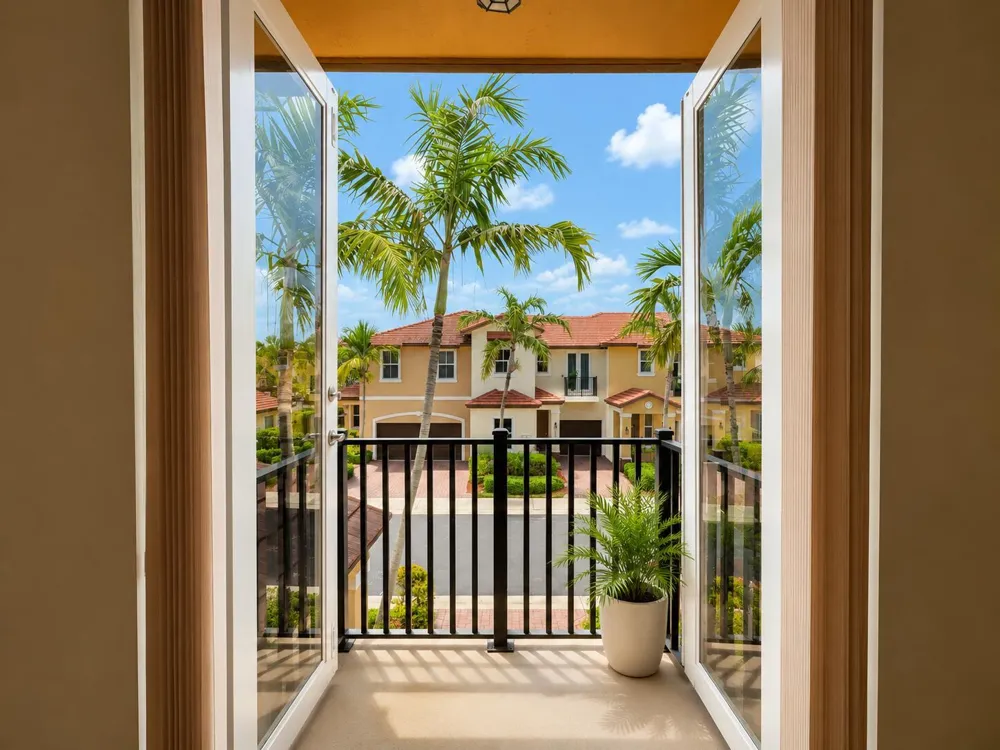 6958 Long Pine Circle Coconut Creek, FL 33073