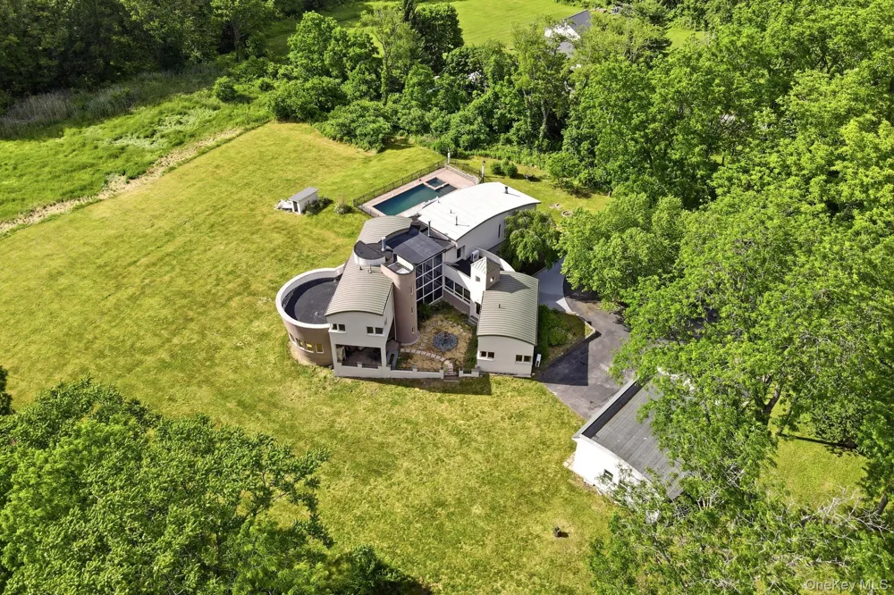 151 Bellvale Lakes Road Warwick, NY 10990