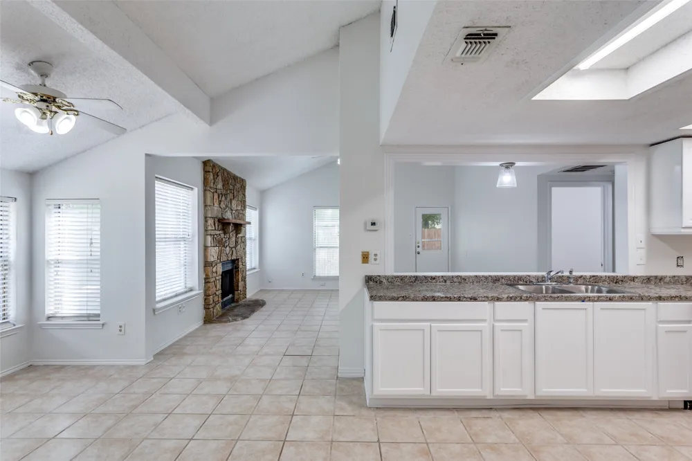 6 Tanager Court Mansfield, TX 76063