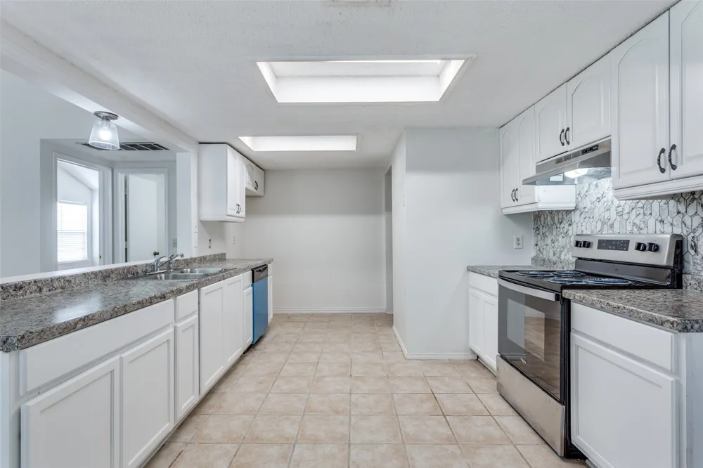 6 Tanager Court Mansfield, TX 76063