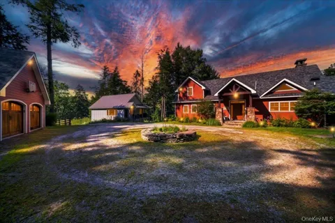 140 Kenoza Trail