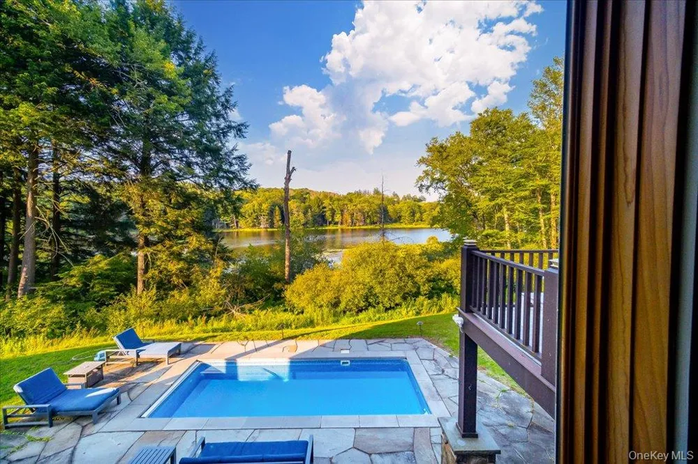 140 Kenoza Trail Callicoon, NY 12723