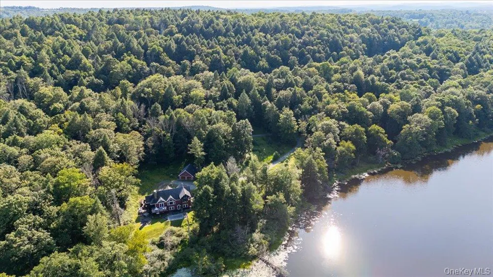 140 Kenoza Trail Callicoon, NY 12723
