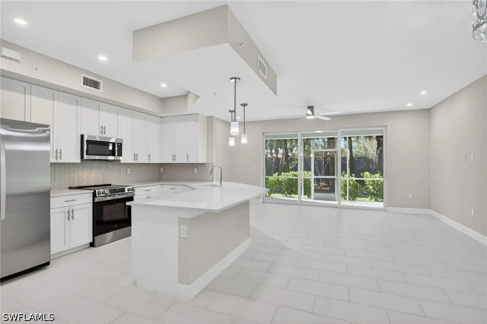 Indies Drive E #101 Naples, FL 34114