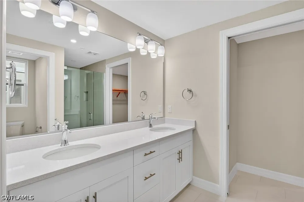 Indies Drive E #101 Naples, FL 34114