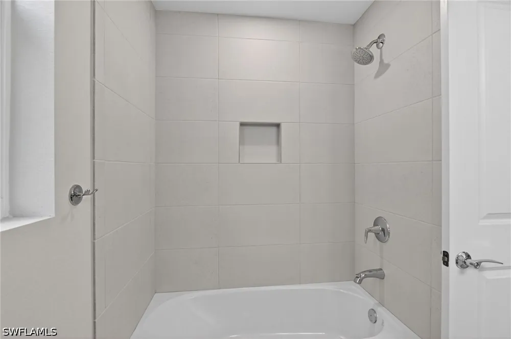 Indies Drive E #101 Naples, FL 34114