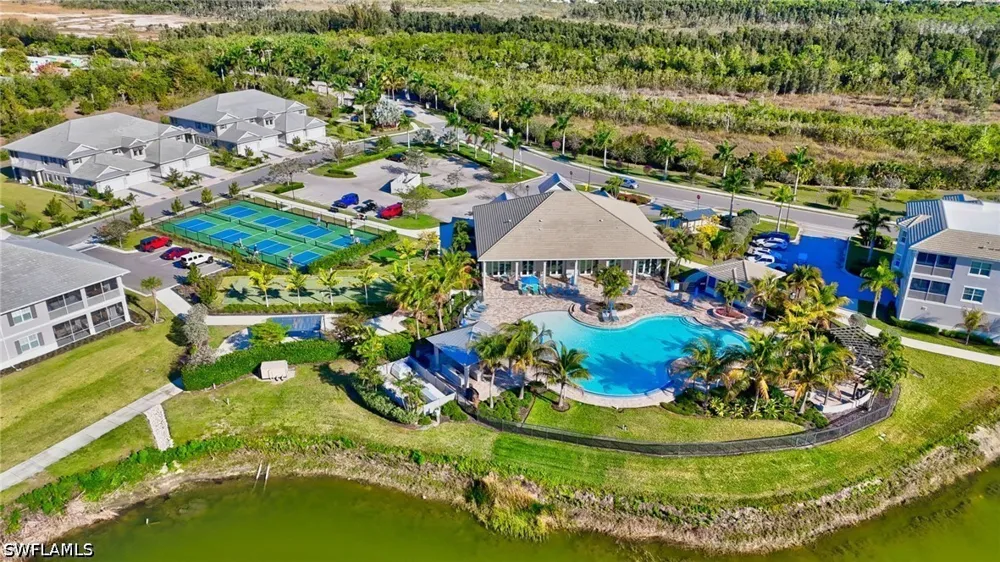 Indies Drive E #101 Naples, FL 34114