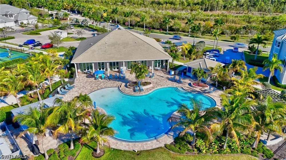 Indies Drive E #101 Naples, FL 34114