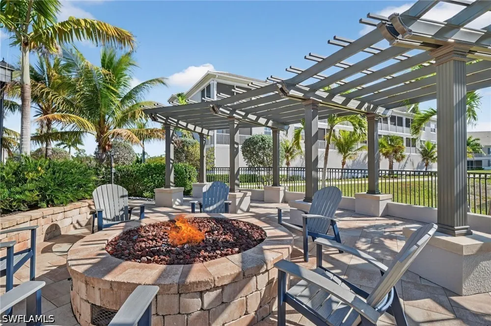 Indies Drive E #101 Naples, FL 34114
