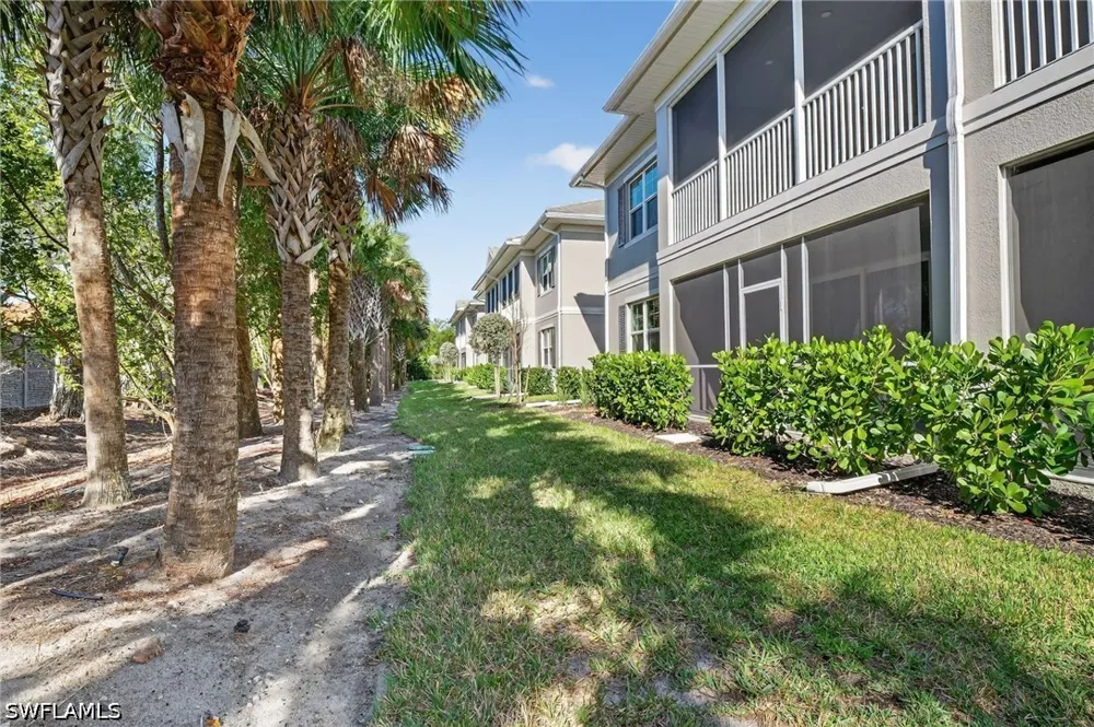 Indies Drive E #101 Naples, FL 34114