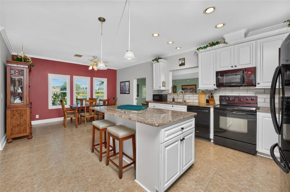 24819 RIO VILLA LAKES CIRCLE Punta Gorda, FL 33950