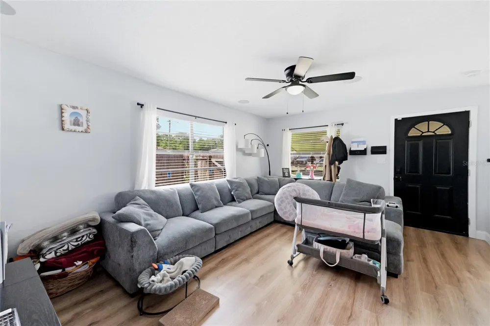 9407 21ST STREET Tampa, FL 33612