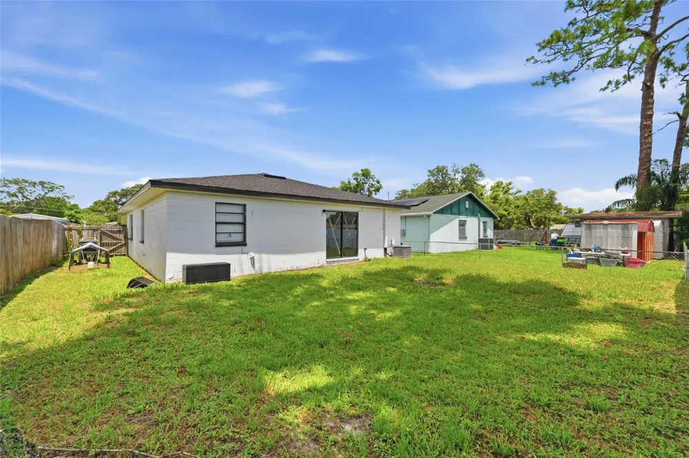 9407 21ST STREET Tampa, FL 33612