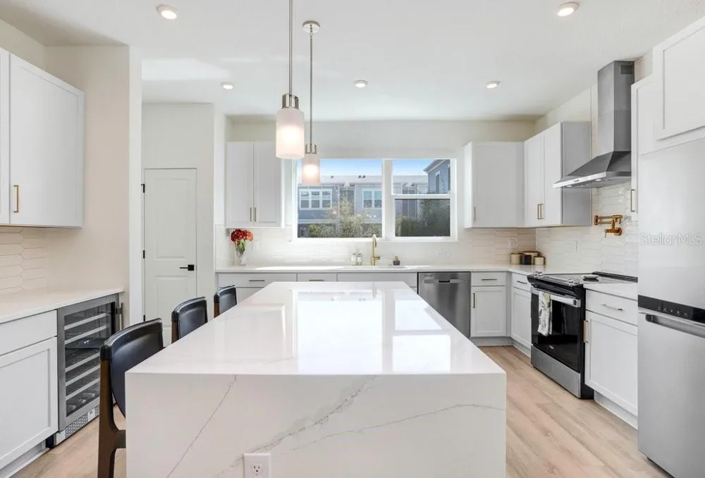 2506 W CLEVELAND STREET #20 Tampa, FL 33609
