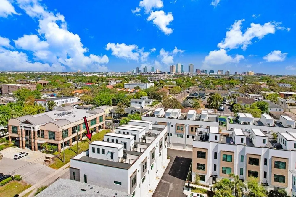 2506 W CLEVELAND STREET #20 Tampa, FL 33609