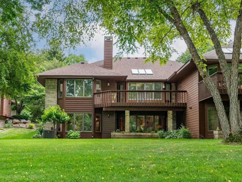 7786 Lochmere Terrace Edina, MN 55439