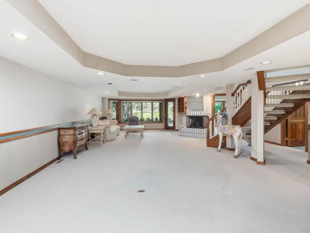 7786 Lochmere Terrace Edina, MN 55439