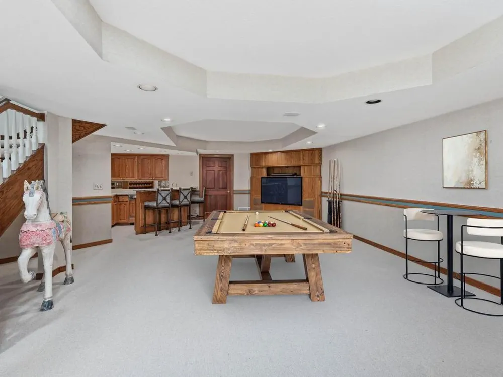 7786 Lochmere Terrace Edina, MN 55439