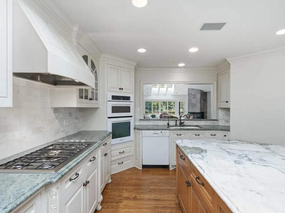 7786 Lochmere Terrace Edina, MN 55439
