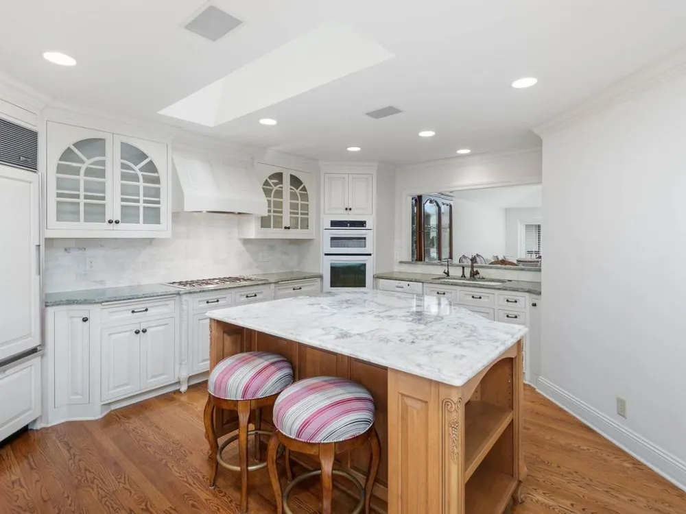 7786 Lochmere Terrace Edina, MN 55439