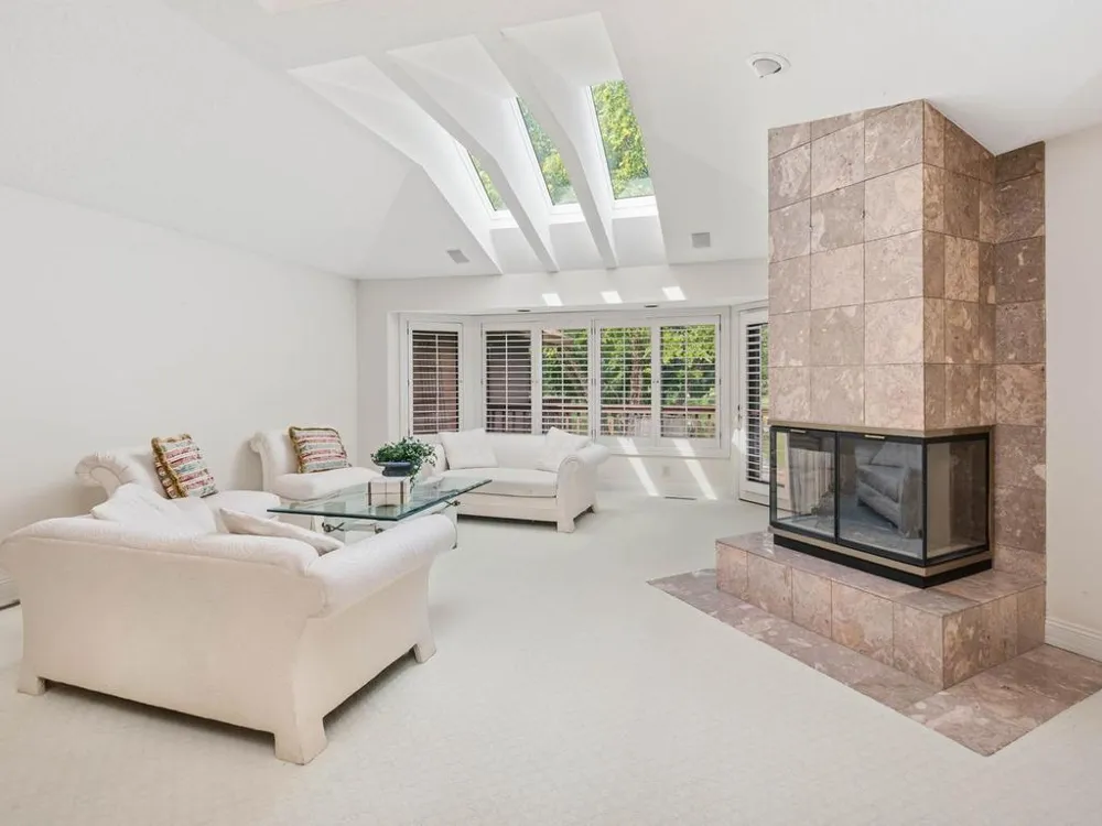 7786 Lochmere Terrace Edina, MN 55439