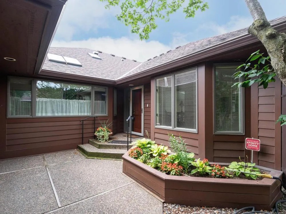 7786 Lochmere Terrace Edina, MN 55439