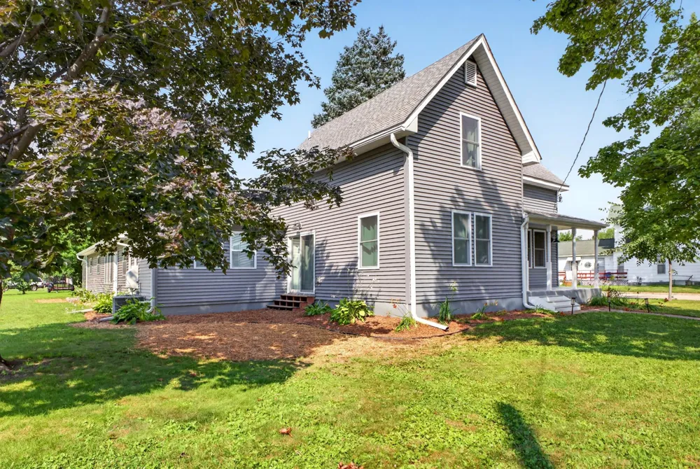 802 S Garden Street Lake City, MN 55041