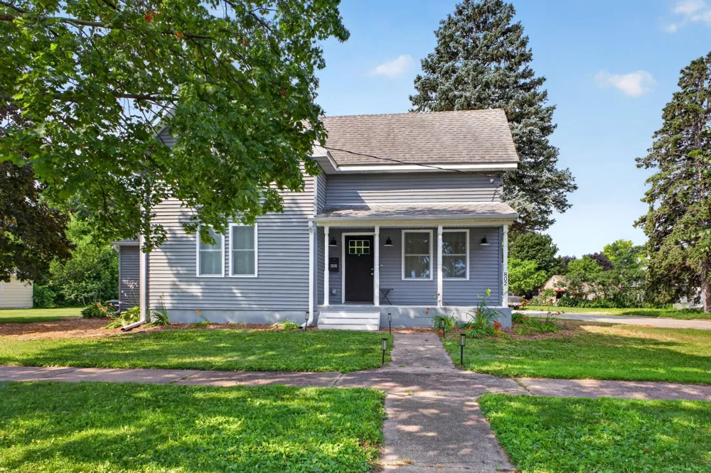 802 S Garden Street Lake City, MN 55041