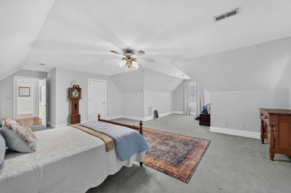 135 Clayton Ln Fayetteville, TN 37334