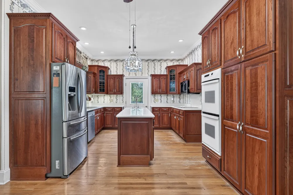 135 Clayton Ln Fayetteville, TN 37334