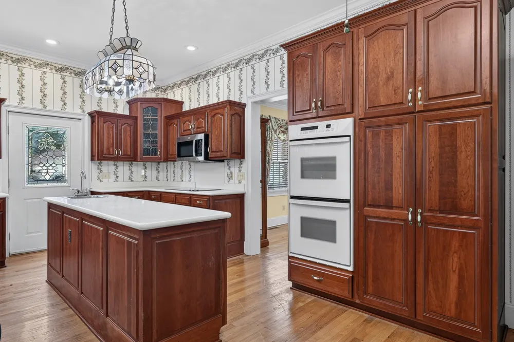 135 Clayton Ln Fayetteville, TN 37334